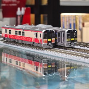 TOMIX 98138 JR H100形ディーゼルカー(室蘭線・日高線ラッピング車)セット