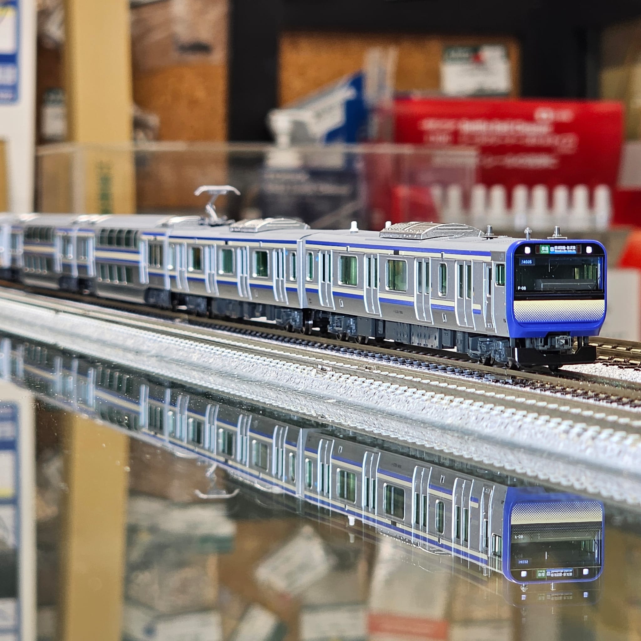 KATO E235系1000番台 横須賀線・総武快速線 10-1702S 10-1703 10-1704 10-1705S 4 KATO E235系1000番台 横須賀線・総武快速線 10-1702S 10-1703 10-1704 10-1705S