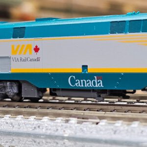 KATO USA 176-6042 GE P42 VIA Rail Canada 車號#901 6 KATO USA 176-6042 GE P42 VIA Rail Canada 車號#901