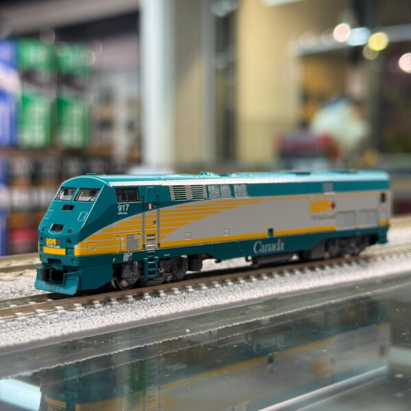 KATO USA 176-6043 GE P42 VIA Rail #917