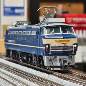 TOMIX HO-2034 JR EF66-0形電気機関車 (27号機) 7 TOMIX HO-2034 JR EF66-0形電気機関車 (27号機)
