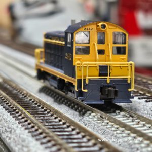 KATO 176-4375 EMD NW2 AT&SF #2412 5 KATO 176-4375