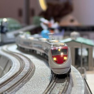 Kato 10-381 北越急行 681系2000番台 <スノーラビットエクスプレス> 9両セット 5 Kato 10-381 北越急行 681系2000番台 <スノーラビットエクスプレス> 9両セット