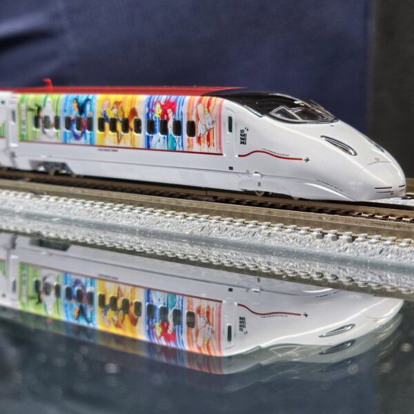 TOMIX 97945 【特別企画品】 九州新幹線800-1000系 (JR九州 WAKU WAKU SMILE 新幹線) セット Disney Model Train 迪士尼 火車模型