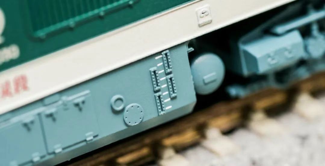 長鳴 N NY7 內燃機車- 2025年版