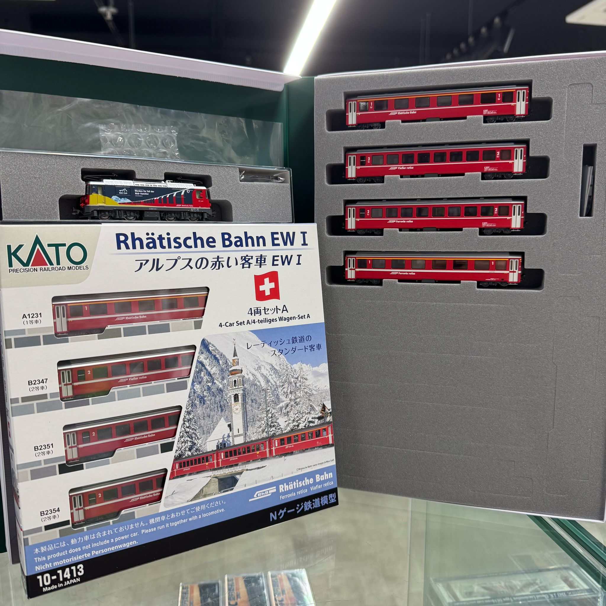 KATO Alpine Red Coach EW 1 / 機車連客車 不散賣 13 KATO Alpine Red Coach EW 1 / 機車連客車 不散賣