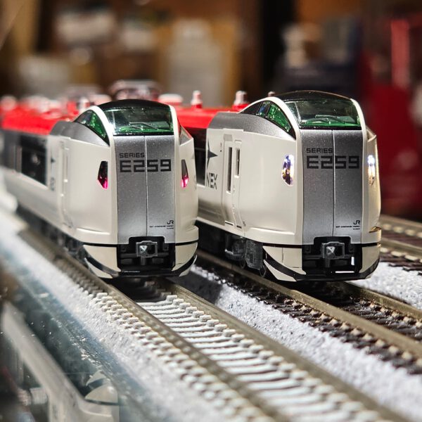 KATO 10-1933/10-1934 E259系 NEX「成田EXPRESS」(新塗裝)