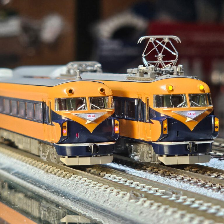 カトー (N) 10-1911 近鉄10100系「新ビスタカー」 三重連 9両セット