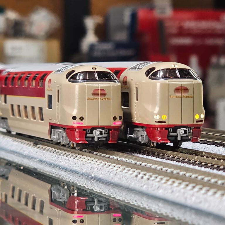 KATO 10-1565
285系3000番台 10-1565 Series 285-3000 'Sunrise Express' (Pantograph