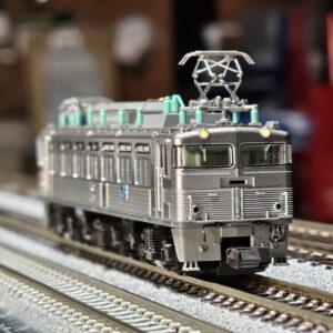 KATO 3067-3 EF81 300 JR貨物更新車(銀)