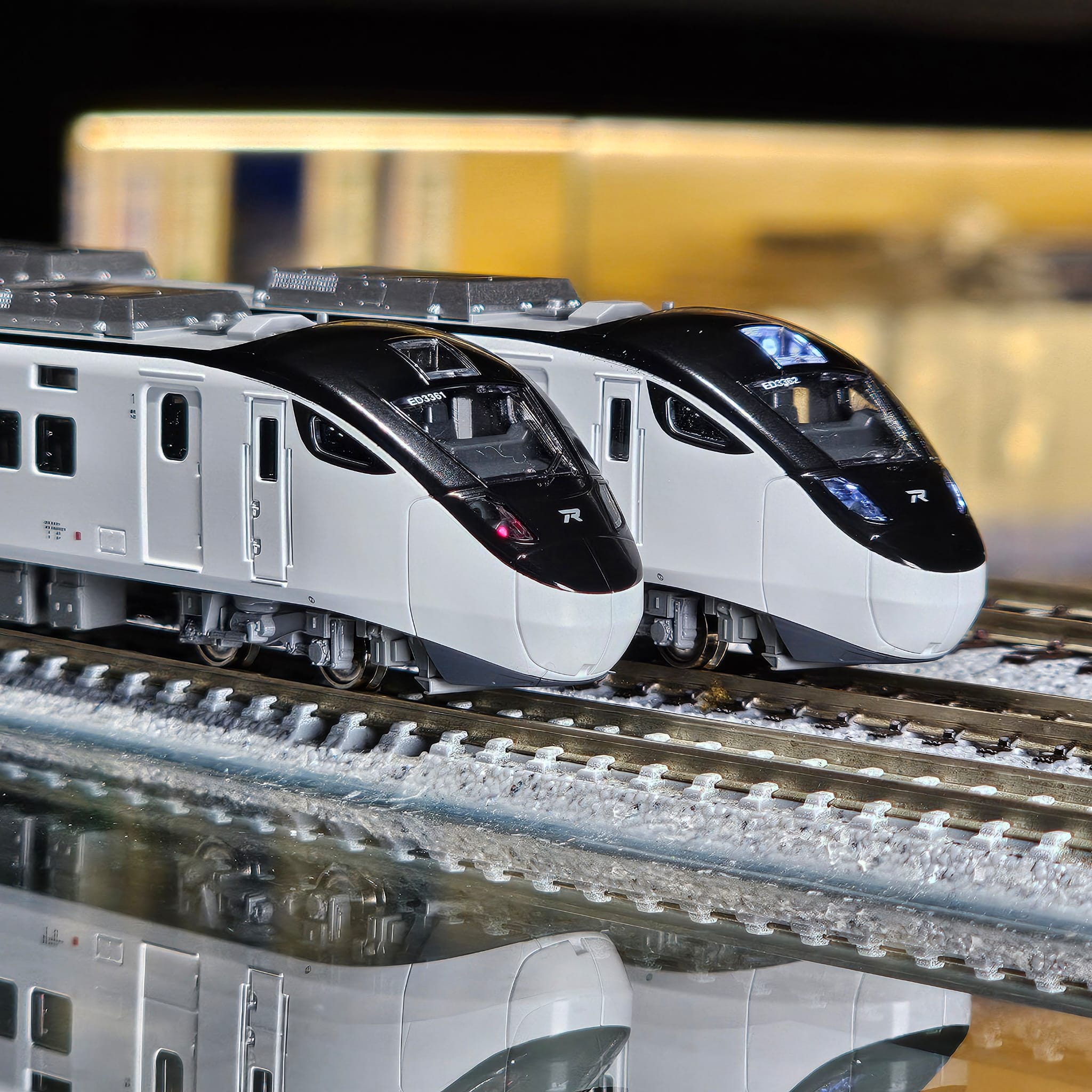 KATO 10-2128 10-2129 台灣鐵路 EMU3000(青) 3 KATO 10-2128 10-2129 台灣鐵路 EMU3000(青)