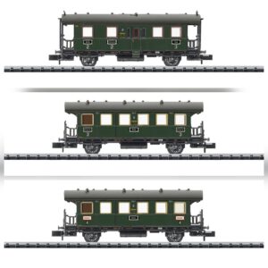 MINITRIX (Bay 10) Passenger Car