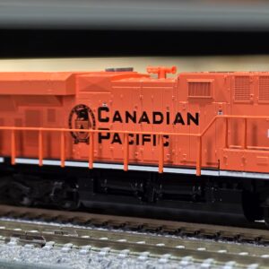 KATO 176-8960 GE ES44AC CANADIAN PACIFIC ＃8757 
