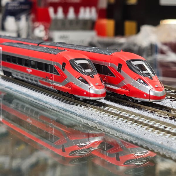 ARNOLD FS Trenitalia high-speed train "Frecciarossa 1000" N HN2619 HN3512 8 CAR SET