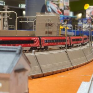 Hobbytrain H25227 N Rh 1116 “100 Years ÖBB” Railjet 8 CAR SET