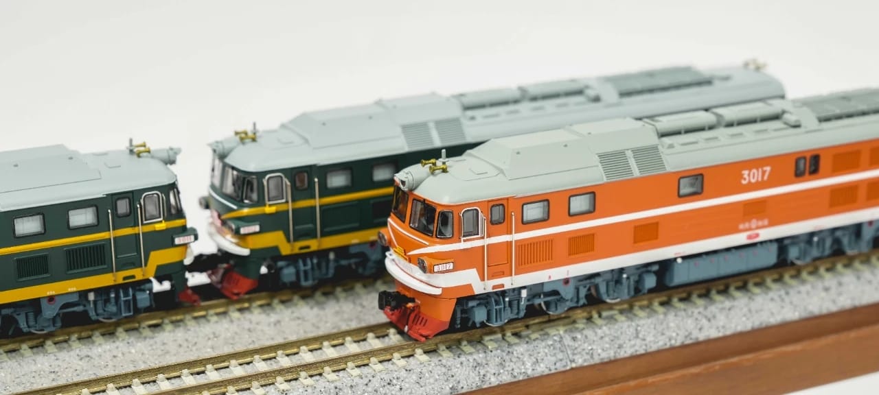 長嗚 N DF7D 東風7D型柴油機車 防寒型