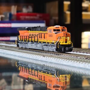 KATO 176-8959 N GE ES44AC BNSF Swoosh #5959