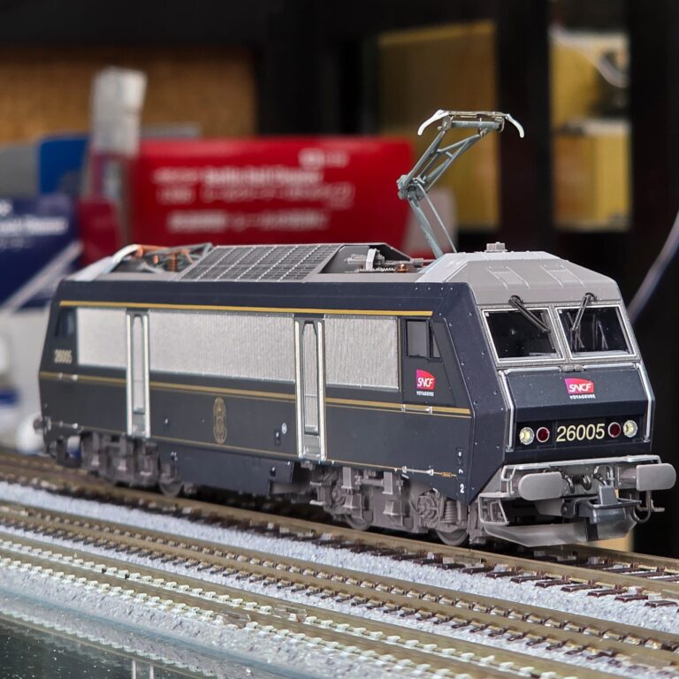 ROCO 7510168 HO Locomotiva Elettrica BB 26005, SNCF DCC SOUND