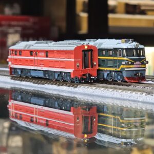 長鳴 N 東風7D (DF7D) 山區型內燃機車