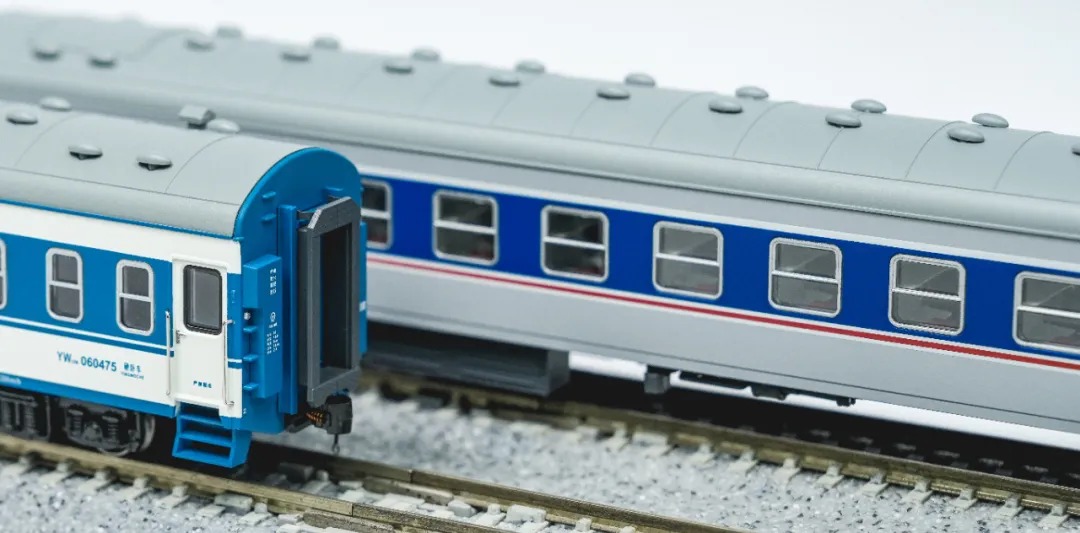 長鳴 25B 特別塗裝客車 ( 23/10/2025 下午4點截止預訂) 35 長鳴 25B 特別塗裝客車 ( 23/10/2025 下午4點截止預訂)