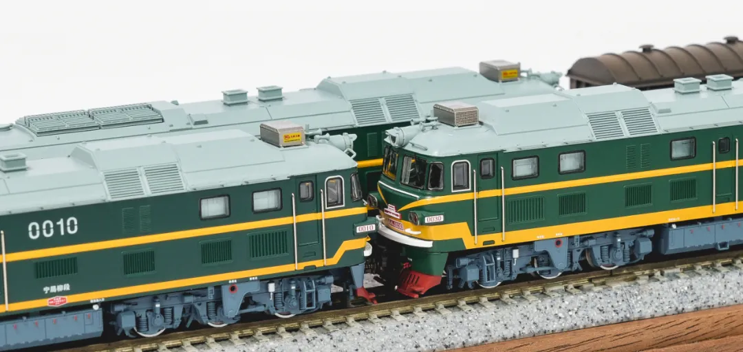 長嗚 N 東風7D型柴油機車