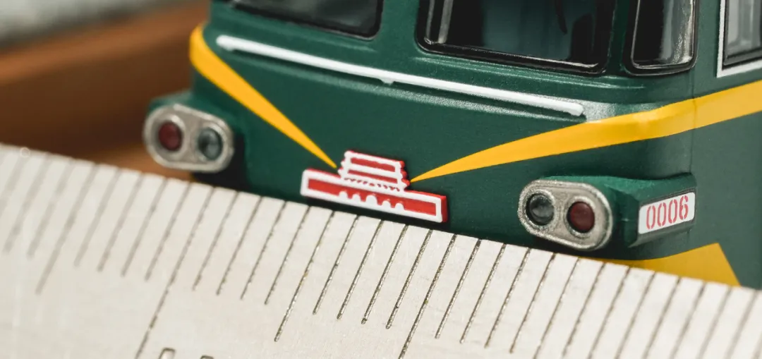 長嗚 N 東風7D型柴油機車