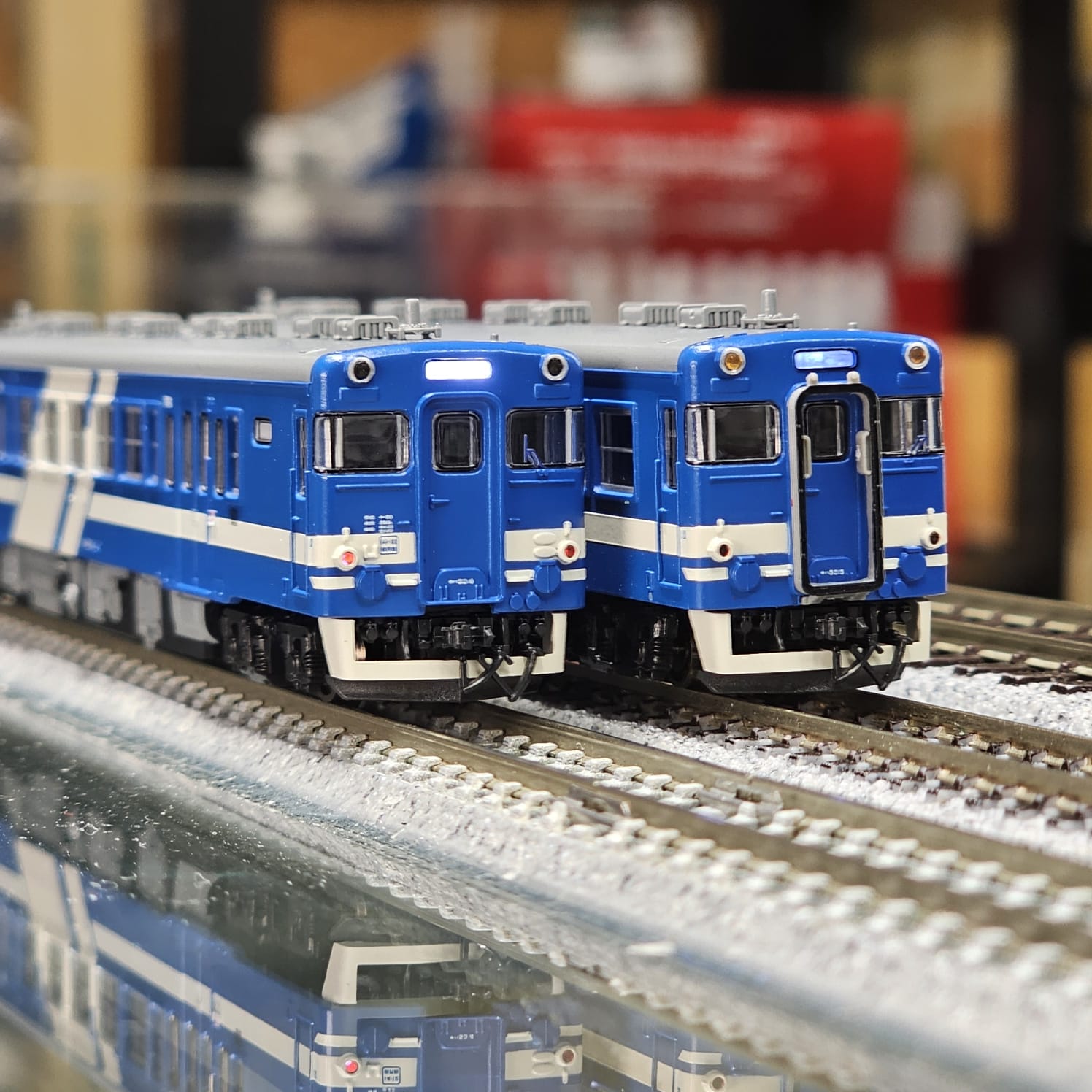 ▼MICROACE-A2561ばらし▼キハ53(M車)/首都圏色(タラコ/所属表記「米ヨナ=米子」)/1両(キハ23&キハ45はありません)/中古 | マイクロエース Nゲージ キハ53-0番代 小浜線色 2両セット