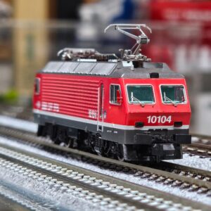 HOBBY TRAIN H28405 N Re 446 10104 4 HOBBY TRAIN H28405 N Re 446 10104