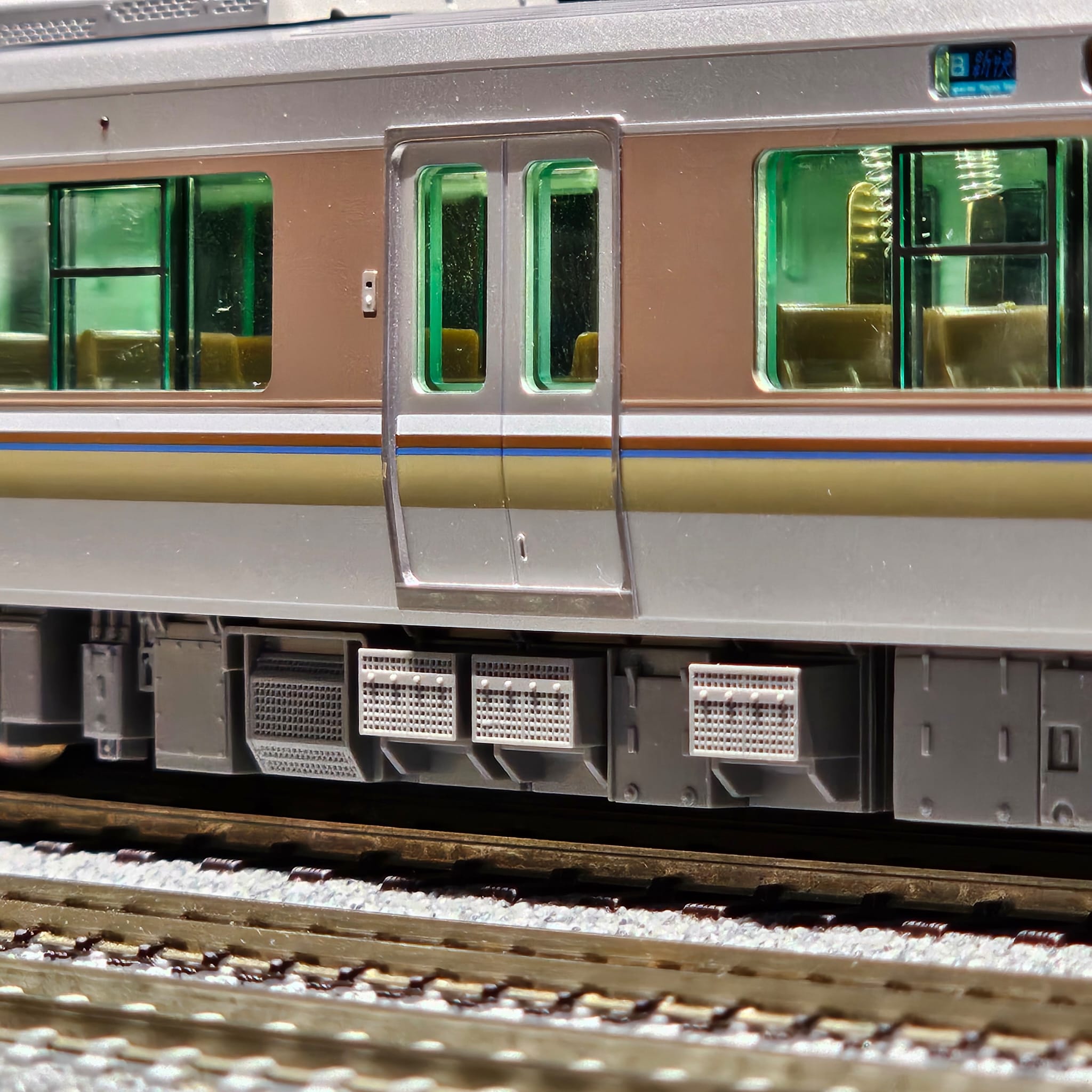 TOMIX HO JR 223-2000系近郊電車 HO-9113+HO-9114 基本+増結A 6輛 9 TOMIX HO JR 223-2000系近郊電車 HO-9113+HO-9114 基本+増結A