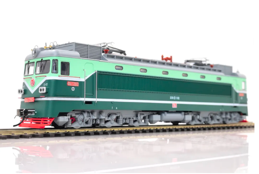 <新品預訂> CMR N比例 SS1 韶山1型電力機車 4 <新品預訂> CMR N比例 SS1 韶山1型電力機車