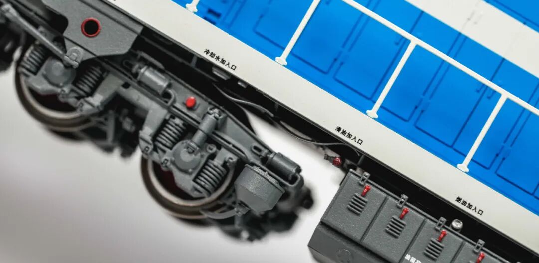 長嗚 N DF5 東風5型內燃機車 39 長嗚 N DF5 東風5型內燃機車