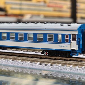 長嗚 25B 單節特塗客車 車號車款隨機 5 長嗚 25B 單節特塗客車 車號車款隨機