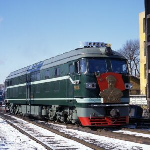 <遠期預訂> 長鳴 HO 比例 DF4B 合金車殼 車門可開 28 <遠期預訂> 長鳴 HO 比例 DF4B 合金車殼 車門可開