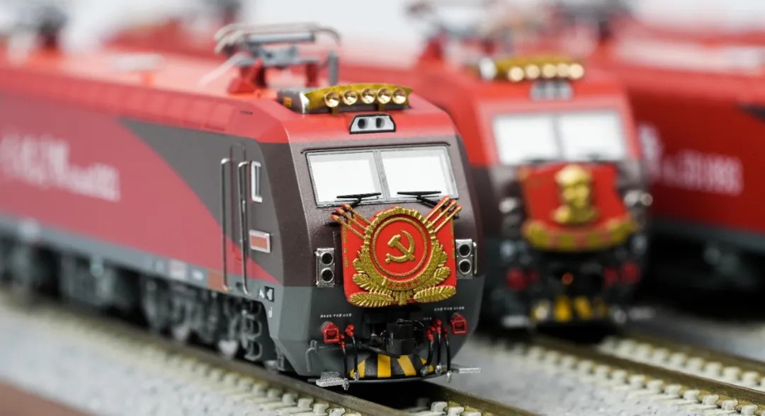 長鳴 HXD3D 和諧3D型電力機車 偉人機車系列 2025年版本