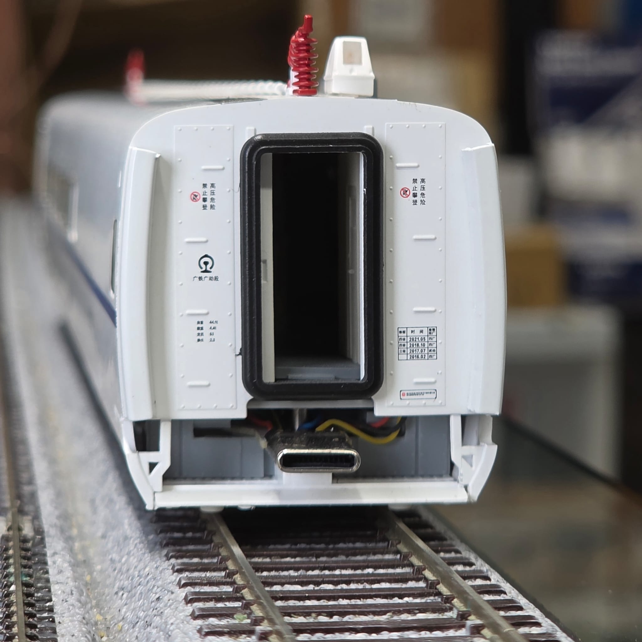 CMR HO比例 和諧號CRH2A型動車組 4001 廣鐵局 廣州動車段 8輛 5 CMR HO比例 和諧號CRH2A型動車組 4001 廣鐵局 廣州動車段 8輛