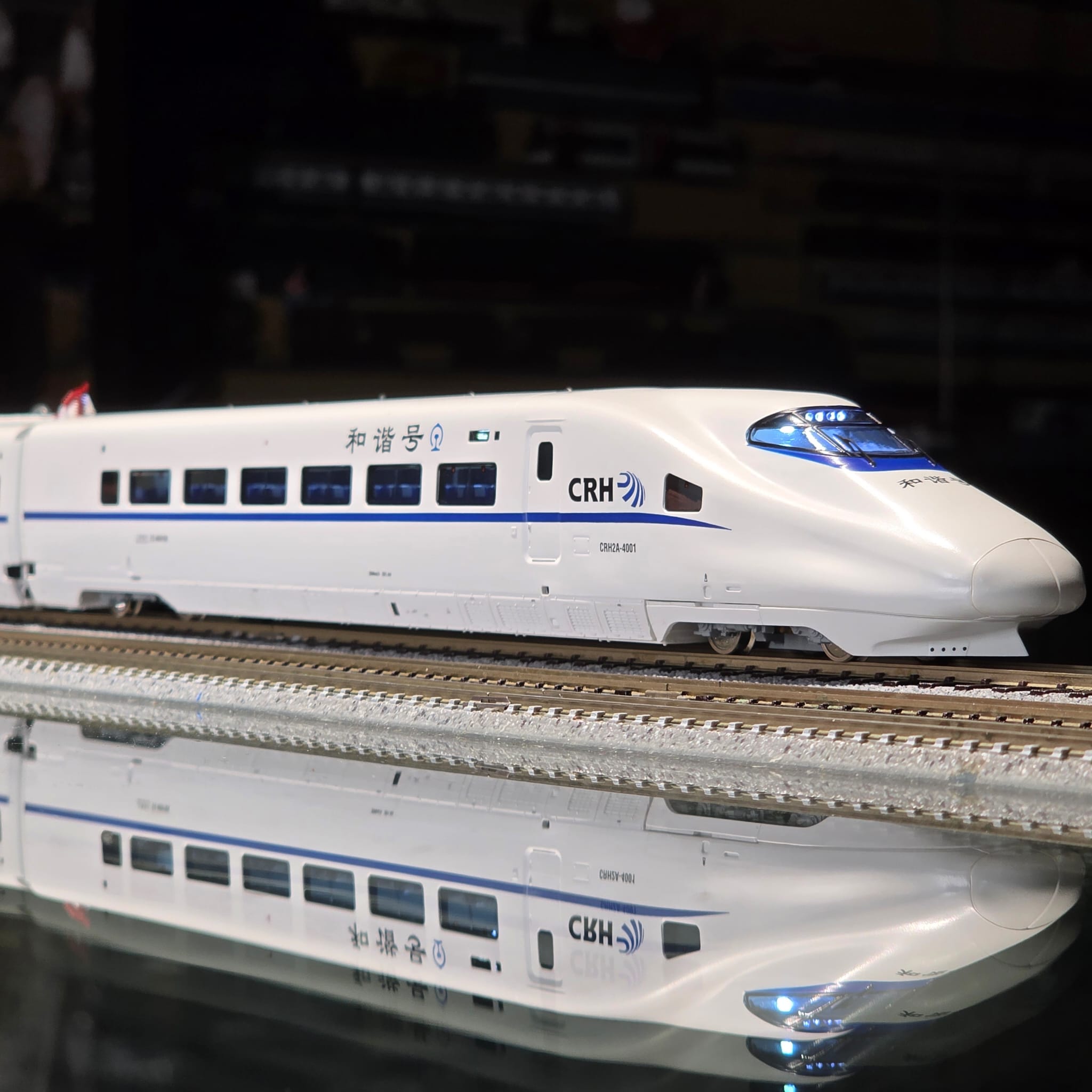 CMR HO比例 和諧號CRH2A型動車組 4001 廣鐵局 廣州動車段 8輛 10 CMR HO比例 和諧號CRH2A型動車組 4001 廣鐵局 廣州動車段 8輛