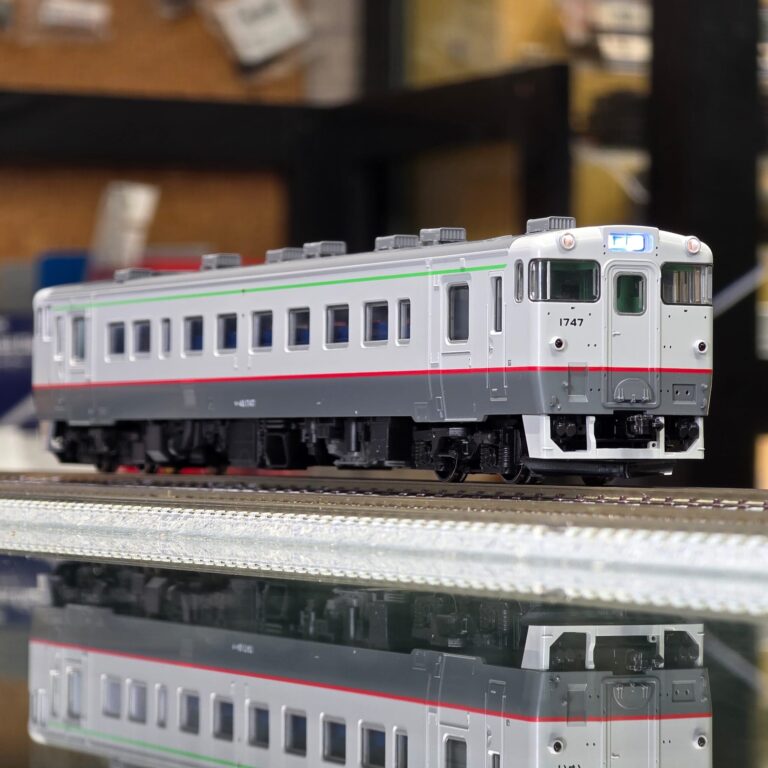 TOMIX HO-439 JR キハ40-1700形（宗谷線急行色） - Khaho Store 咔好