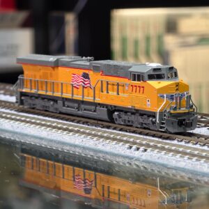 KATO 176-8967 N GE ES44AC Union Pacific #7777