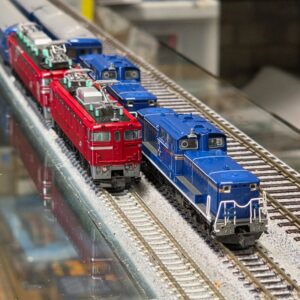 KATO 24系寢台特急「北斗星」〈豪華編成〉12輛 連全路段牽引機車套裝+車廂燈 13 KATO 24系寢台特急「北斗星」〈豪華編成〉12輛 連全路段牽引機車套裝+車廂燈