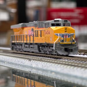 KATO 176-8966 N GE ES44AC Union Pacific #5454
