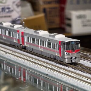 TOMIX 97214 JR 227系近郊電車（Red Wing）基本2両