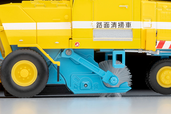 <新品預訂> TOMICA LV-N370a 東急 SW2Z2 道路清掃車（黄）(1/64)