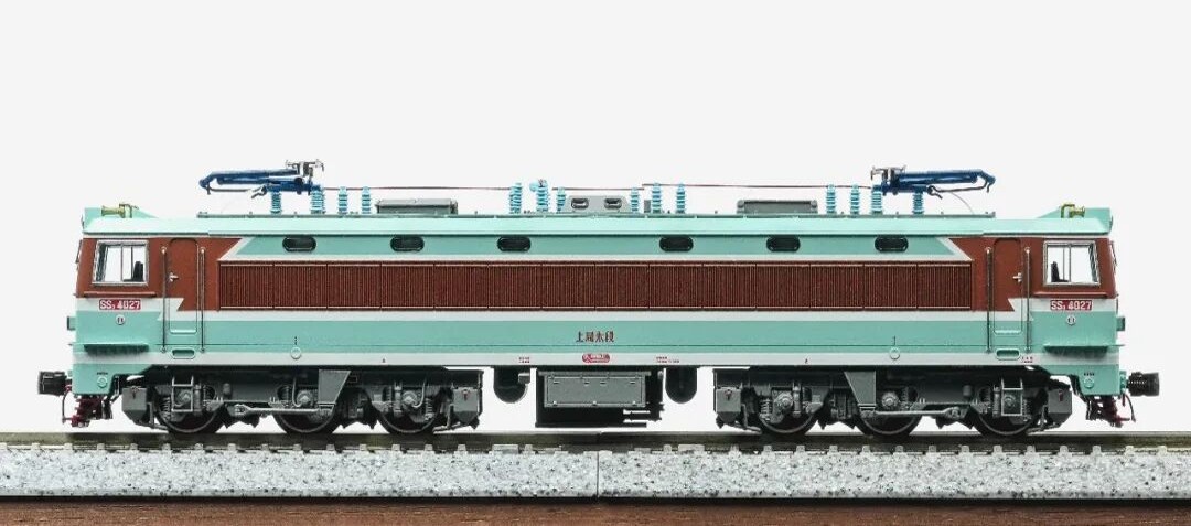 <新品預訂> 長嗚 SS3 N 韶山3型電力機車