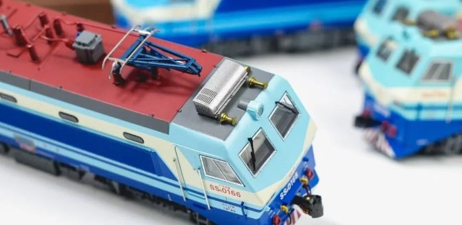 <預訂商品> 長鳴 SS8 韶山8 形電力機車 2026年版本 第3批 圓燈系列