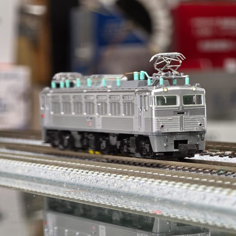 KATO 3067-1 EF81 300番台交流直流兩用電力機關車銀釜- Khaho Store 咔