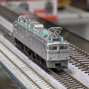 KATO 3067-1 EF81 300番台 交流直流兩用電力機關車 銀釜