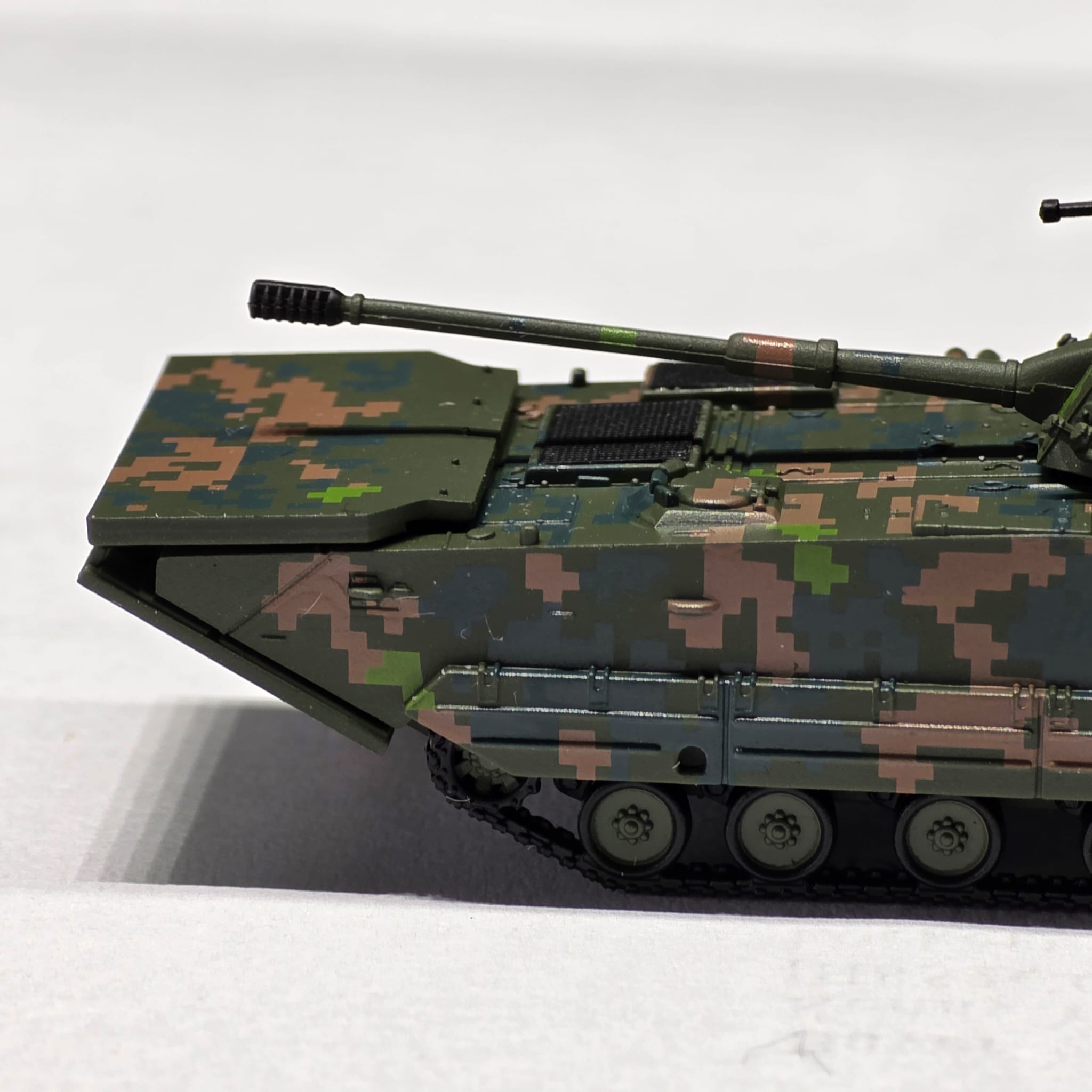 MINICITY ZBD-05式兩棲步戰車 N比例 彩繪紀念版重裝套 裝 (1:160) 31 MINICITY ZBD-05式兩棲步戰車 N比例 彩繪紀念版重裝套 裝 (1:160)