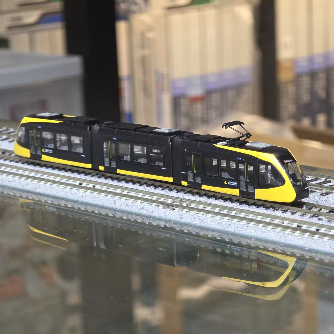 TOMYTEC 340386 宇都宮輕軌 HU300形 HU302「第2編組」連動力化底盤 2 TOMYTEC 340386 宇都宮輕軌 HU300形 HU302「第2編組」連動力化底盤
