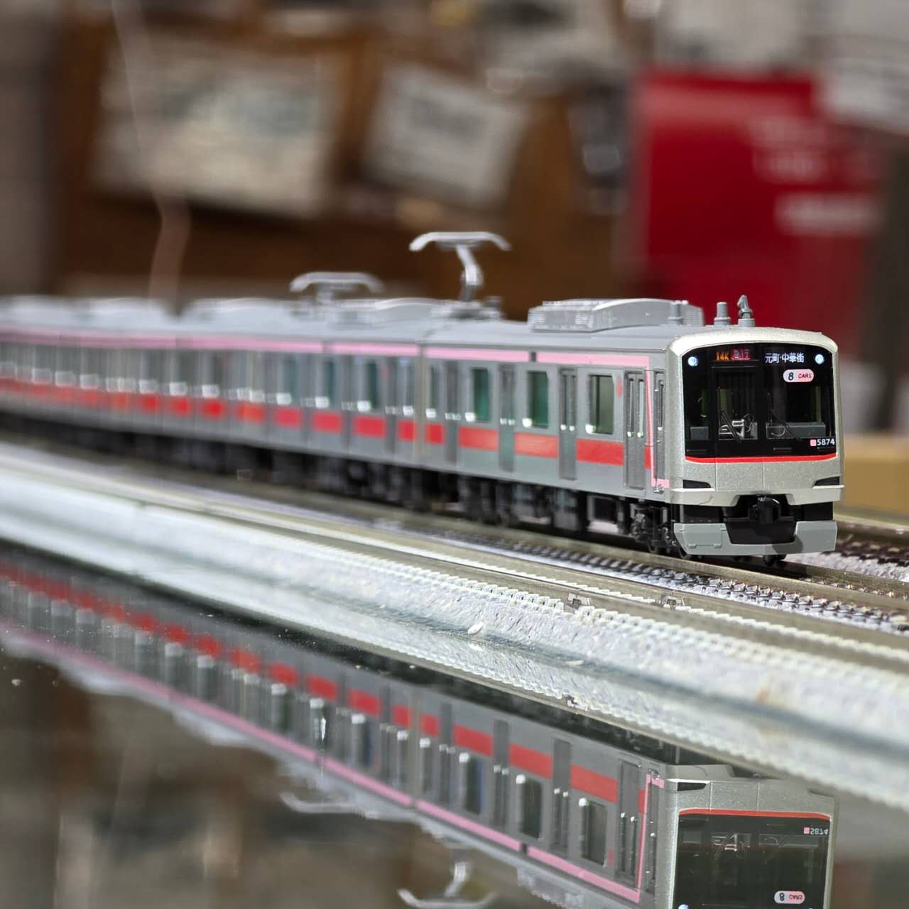KATO 10-2205 東急電鐵 5050系(增設天線)8輛【特別企劃品】 2 KATO 10-2205 東急電鐵 5050系(增設天線)8輛【特別企劃品】