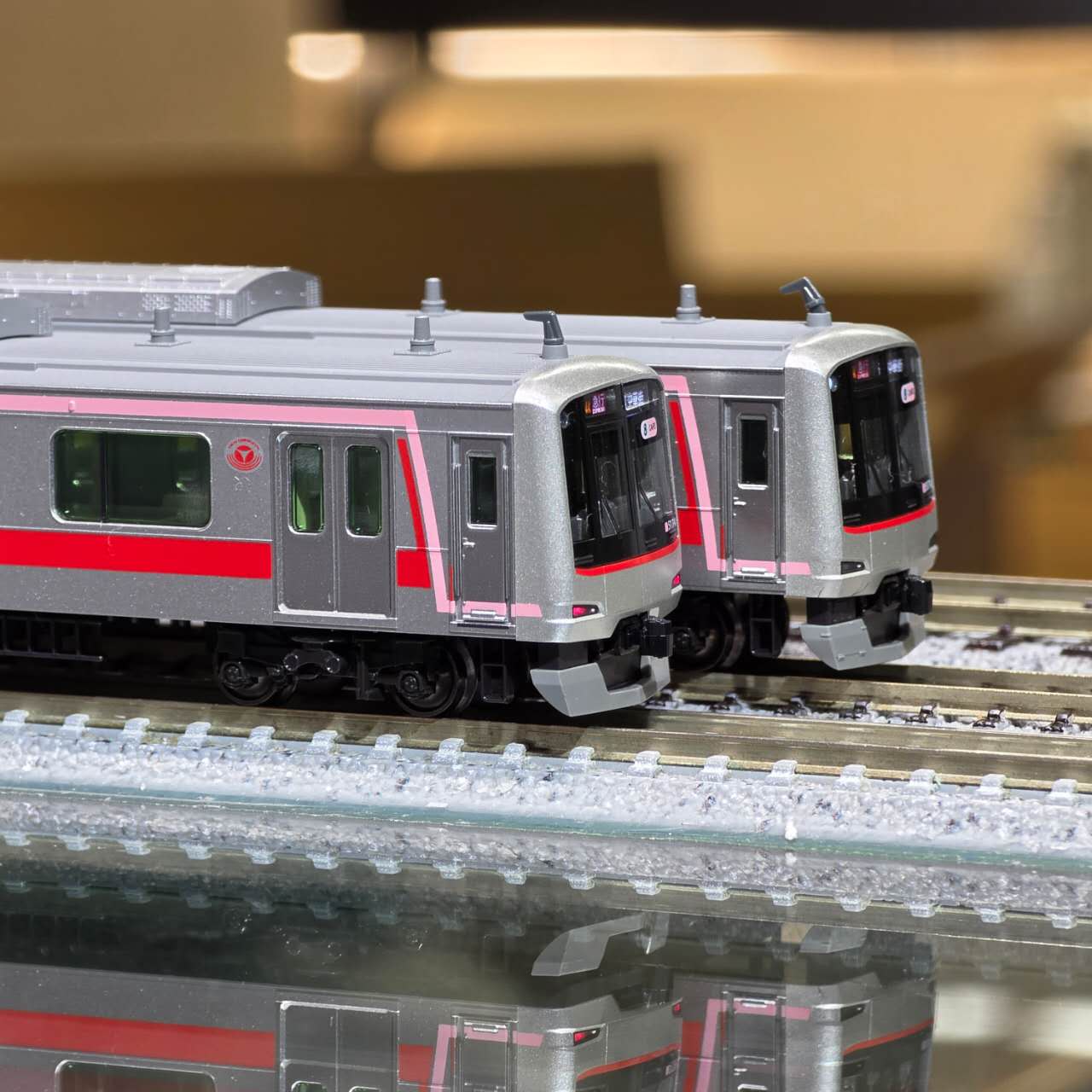 KATO 10-2205 東急電鐵 5050系(增設天線)8輛【特別企劃品】 3 KATO 10-2205 東急電鐵 5050系(增設天線)8輛【特別企劃品】